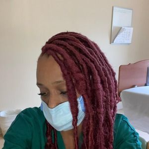 Meet your Posher, Keisha